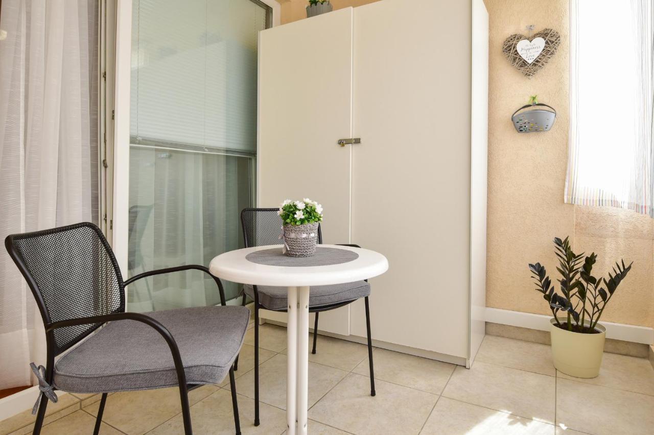 Apartamento Heart Of Makarska Exterior foto